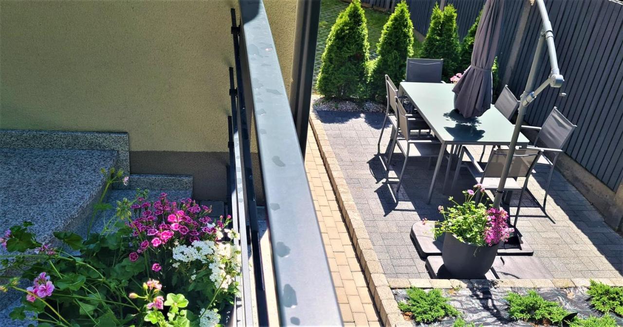 Urban Apartments Premium No 3, Free Private Parking, Self Check-In Хожув Екстер'єр фото