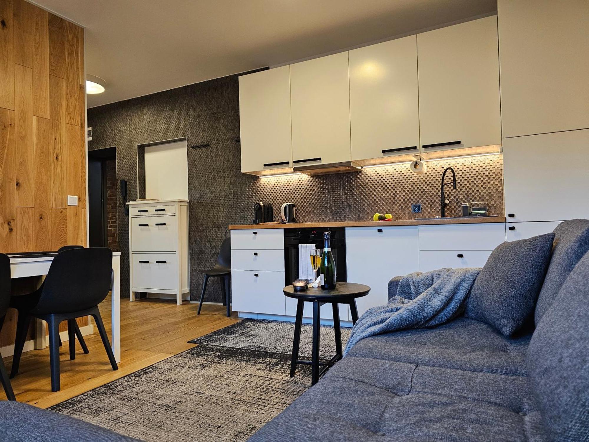 Urban Apartments Premium No 3, Free Private Parking, Self Check-In Хожув Екстер'єр фото