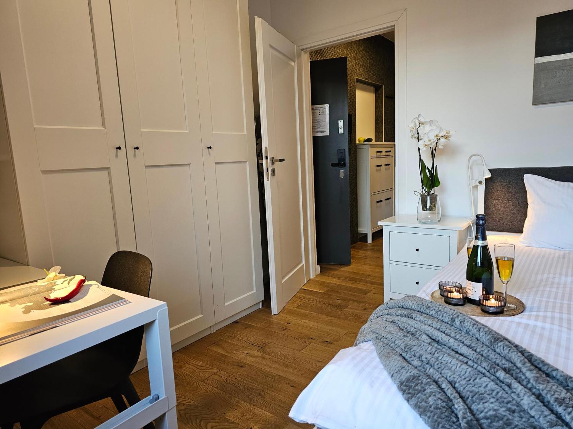 Urban Apartments Premium No 3, Free Private Parking, Self Check-In Хожув Екстер'єр фото